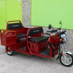 Електрическа триместна товарна триколка MaxiGo Pro, Red, 2000W, с възможност за регистрация – икономична и мощна! - Изображение 7